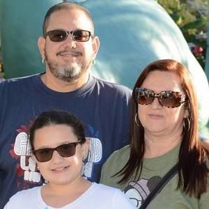 Meet your Posher, Efrain